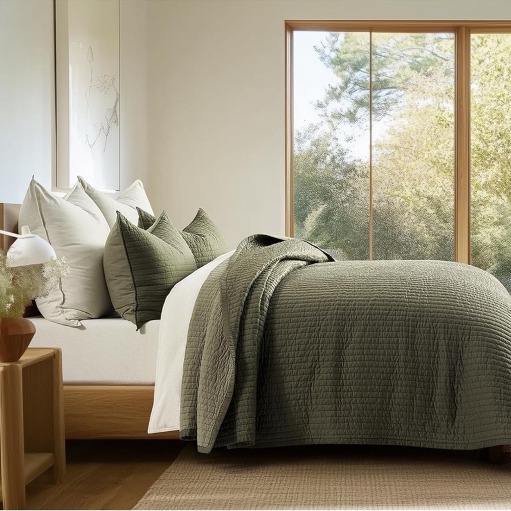 🆕 PB Style Quilt Set Olive Green Sateen Cotton Channel Queen 3 Piece Bedding NEW - Picture 8 of 10